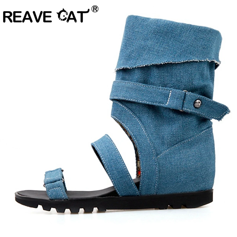 Женские джинсовые ботинки REAVE CAT летние Ботинки на каблуке с открытым носком A942