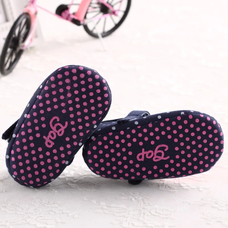 Детская обувь для девочек мягкая модная на мягкой подошве с принтом любовь|Обувь