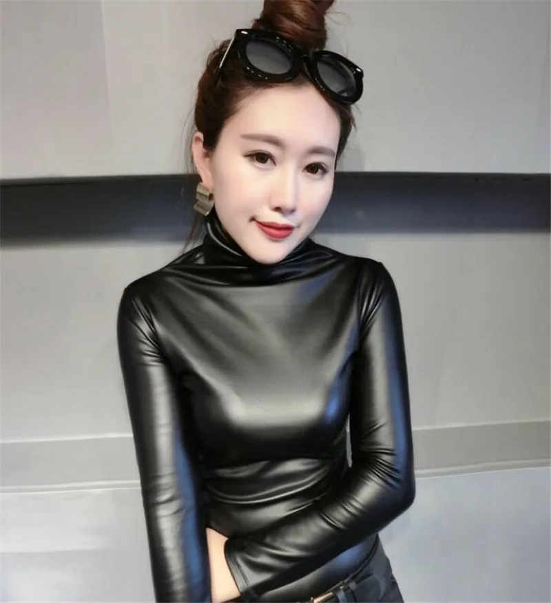2019 Модные осенние женские топы из искусственной кожи рубашки водолазка с длинным