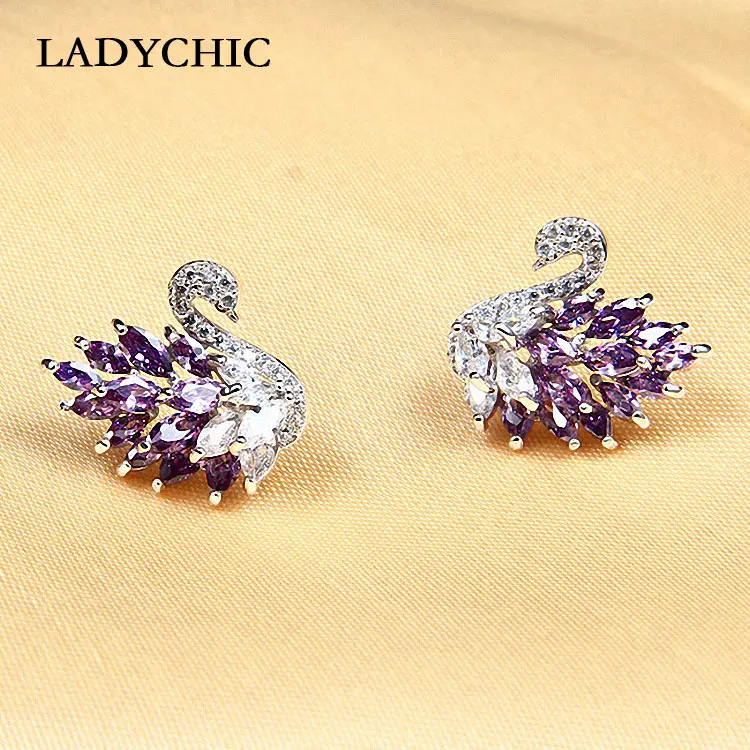 Clear Purple LADYCHIC, дизайн, кристальная серьга с лебедем, черный, прозрачный, многоцветный, кубический цирконий, камень, серьги-гвоздики для женщин, модное ювелирное изделие - Окраска металла: Clear Purple
