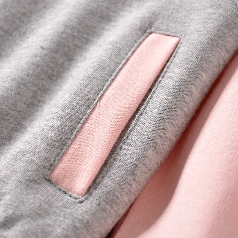 The new spring and autumn 2021 long-sleeved children's coat is the patchwork baseball dress in button letter B | Детская одежда и