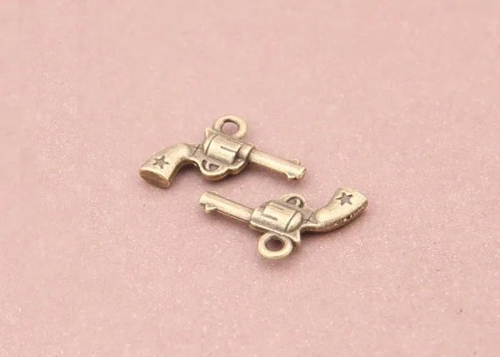 

Hot 100pcs Vintage Pistol Charm For Manual Making Bracelets/necklace/key Chain/Bags /apparel Fashion DIY Jewelry Accessories