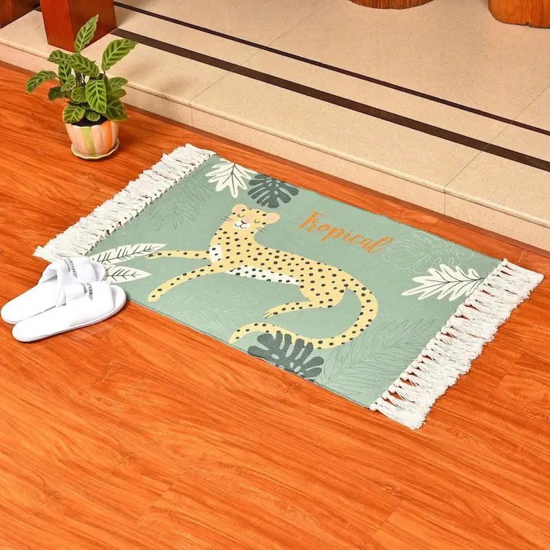 Alfombra de hilo de algodón tejida a mano, alfombra Tropical con borlas de leopardo para puerta de cocina, alfombrillas de cama, decoración cálida para el hogar y el baño