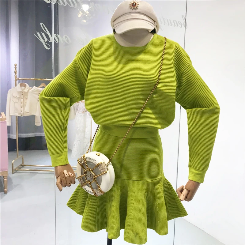 Женский вязаный костюм ALPHALMODA Однотонный свитер с длинными рукавами и юбка