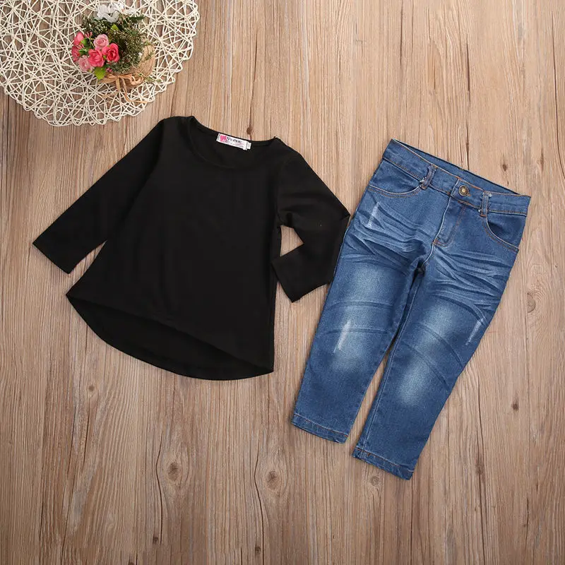 Детский спортивный костюм из двух предметов однотонная черная футболка с