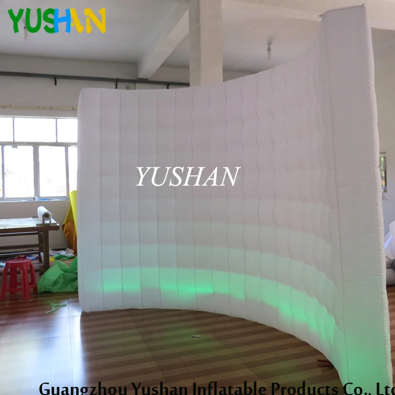 

Nice quality Large Size 4m/13ft*8ft Whole White Portable Photo booth Wall with LED strip Bottom inflatable wall for parties