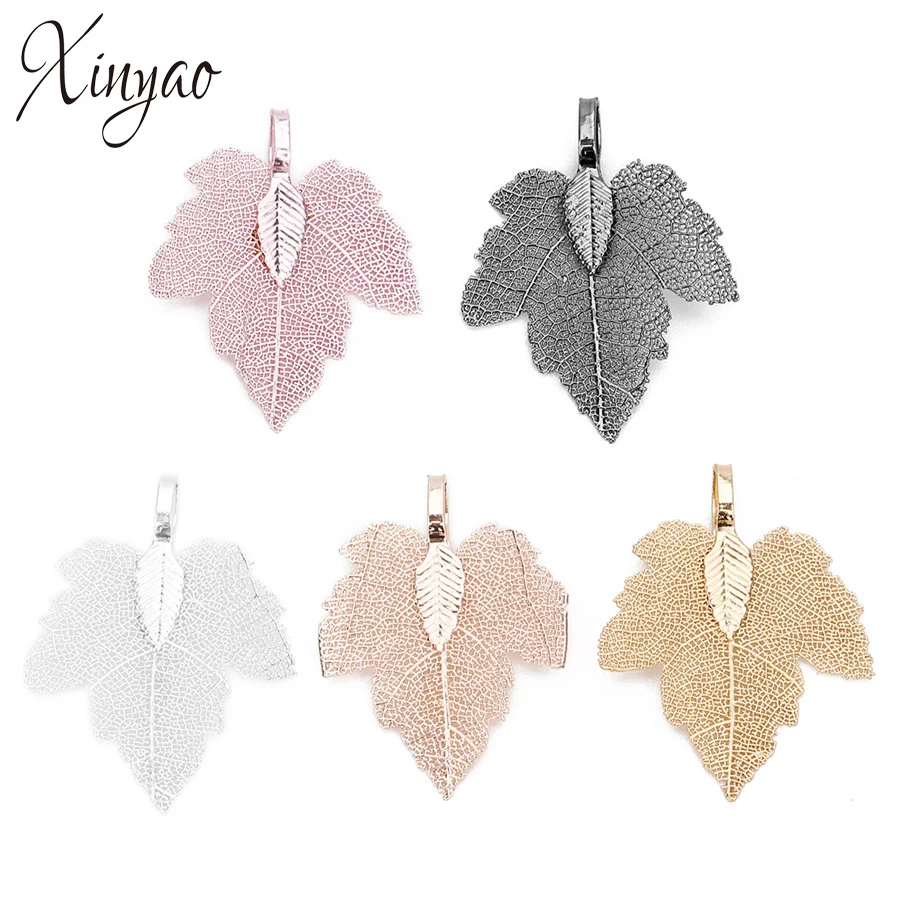 

XINYAO 2Pcs/lot 27*35mm Gold Silver Color Filigree Maple Leaf Pendant Charms For Bracelet Necklace Diy Jewelry Making F7872