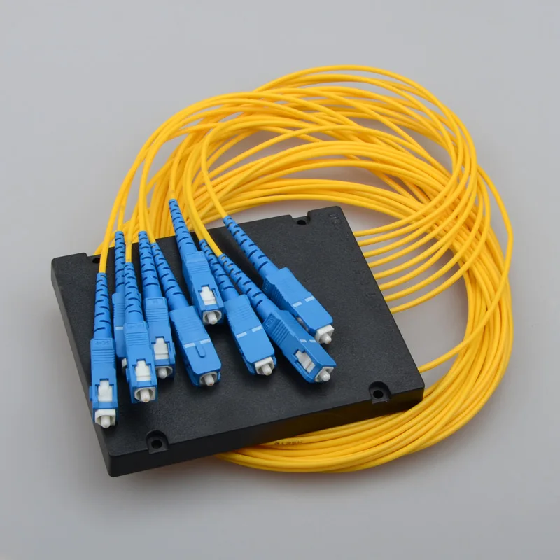SC 1: 8 Сплиттер Волоконно Оптический ABS коробка FTTH 1 сплиттер с 1X8 плоского типа