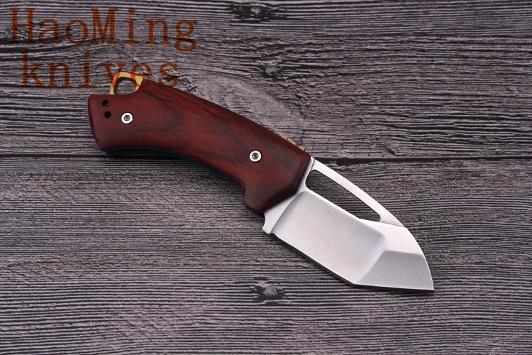 Mini Tactical Folding Knife D2 steel blade Camping Survival pocket Knives Keychain EDC Tools Outdoor Defensive hunting equipped |