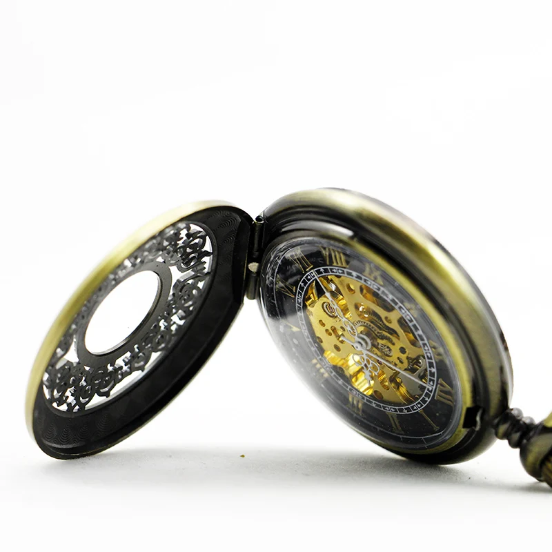 Bronze Mesh Hollow Relief Mechanical Pocket Watch Retro Steampunk Manual Winding Fob Chain Clock for Men and Women Holiday Gifts