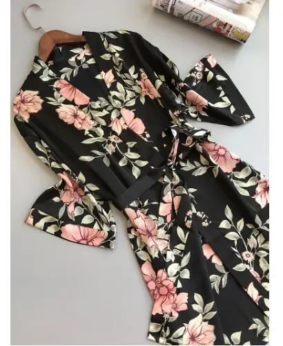 Атласное кимоно халат 2018 Новое поступление халаты для женщин с принтом подружки