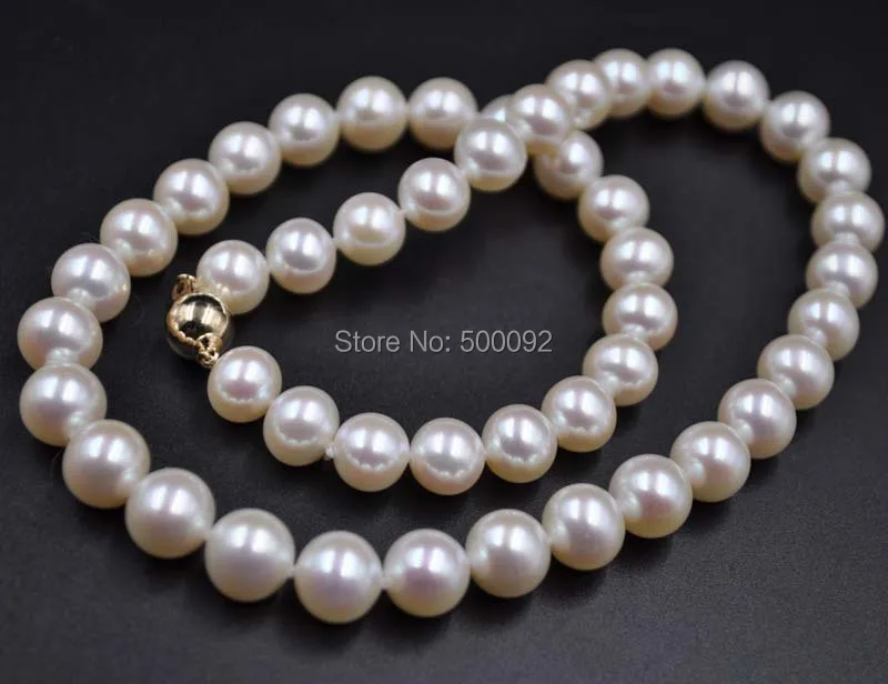 ????? 見事な光沢 9 ミリメートル近くラウンドホワイト淡水真珠のネックレスボール 14 キログラムクラスプ