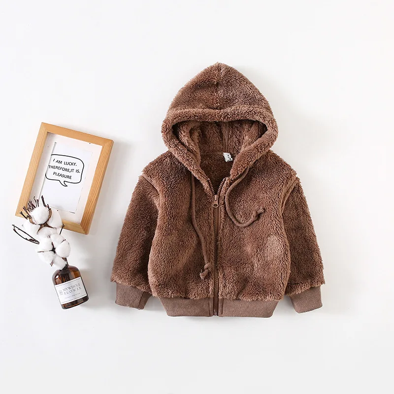 Новое поступление 2018 зимнее хлопковое однотонное утепленное бархатное пальто с