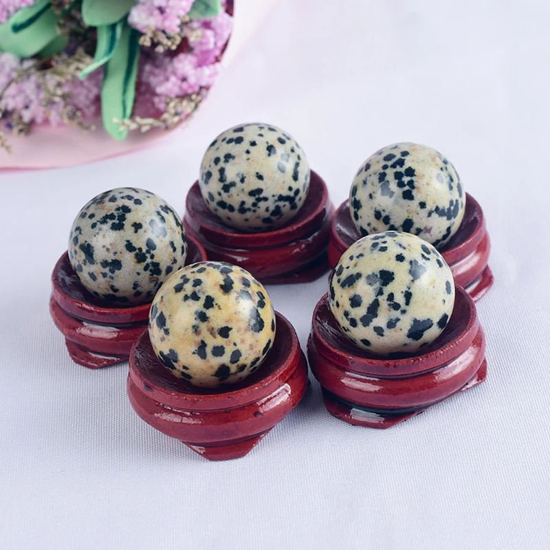 Далматинская Сфера диаметром 20 мм из яшмы хрустальный шар с деревянной основой