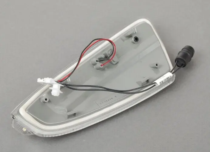 Правая дверь зеркало указатель поворота для Mercedes W164 ML350 ML450 ML500 08-14 1649061400 |