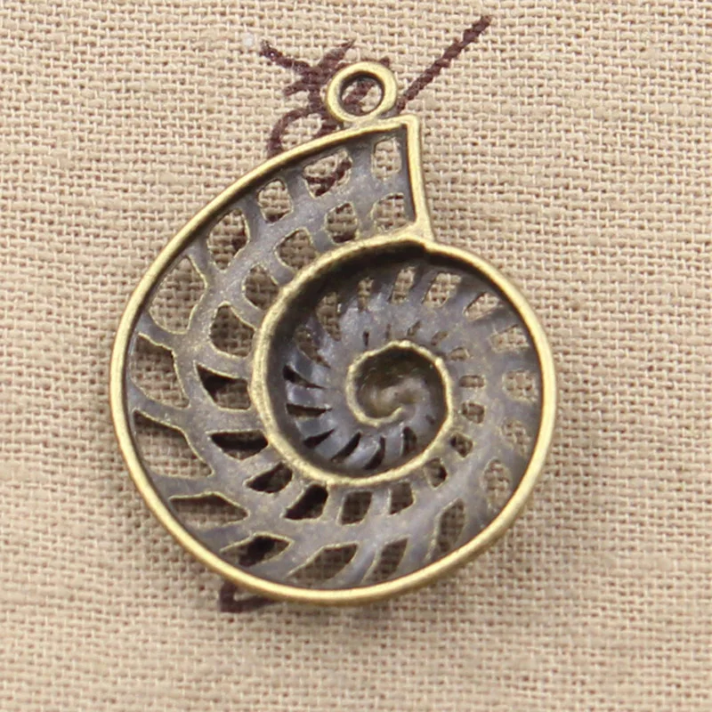 

8pcs Charms Ocean Conch Shell 35x28mm Antique Bronze Silver Color Pendants Making DIY Handmade Tibetan Bronze Jewelry