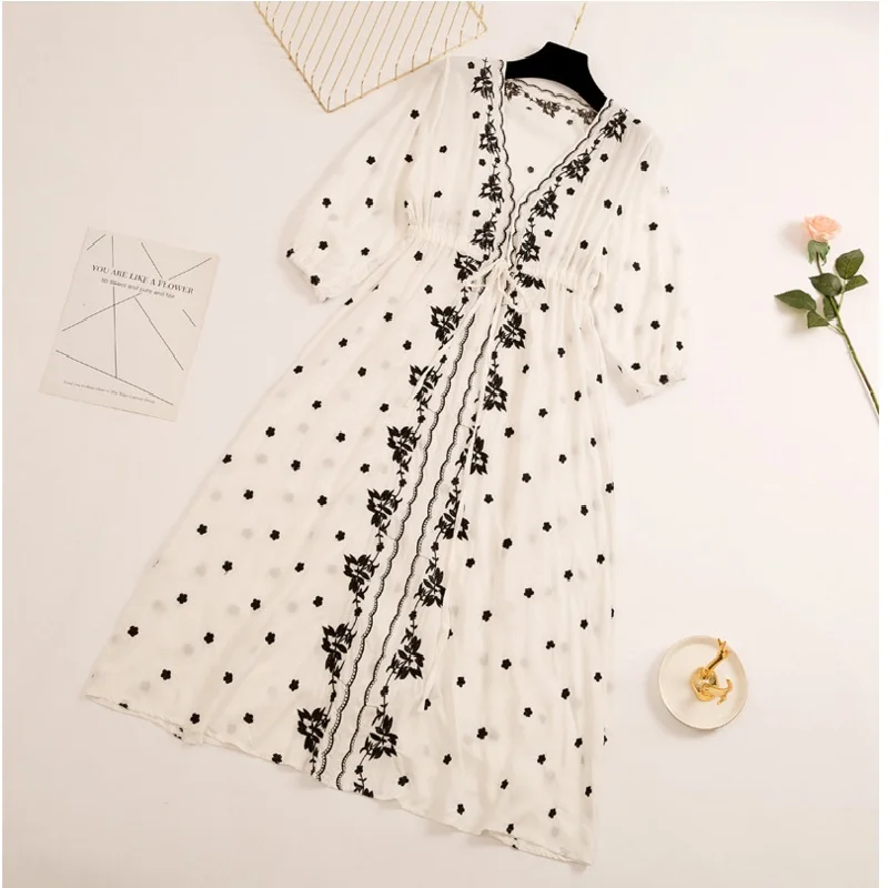 Embroidery Vintage Beach Midi Dress Swimwear Ladies Cotton Slim Casual Tunics Kaftan Beach Dress gravida Summer Boho Dress