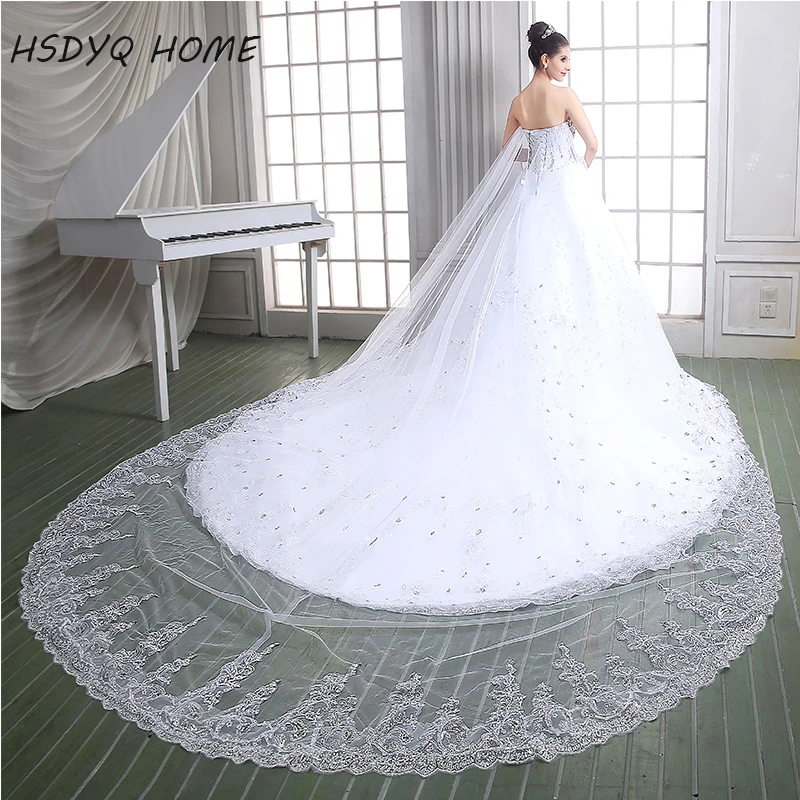 Роскошные кружевные свадебные платья с кристаллами 2016 шикарные со сверкающими