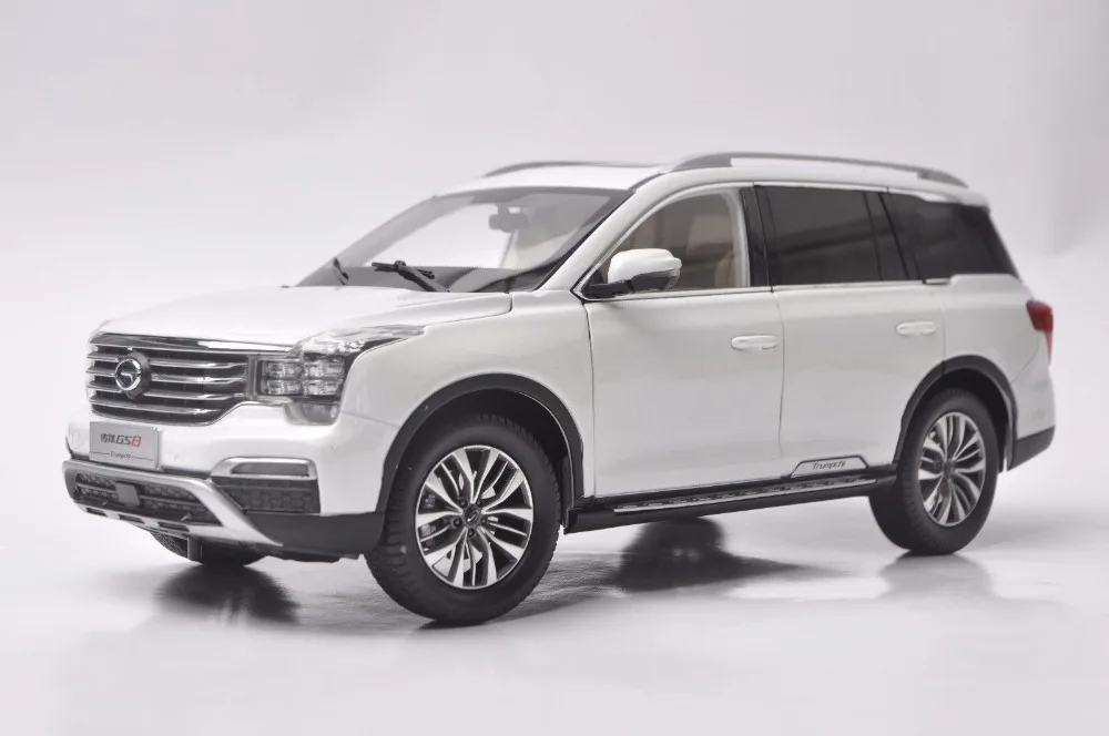 

1:18 литая модель для GAC Trumpchi GS8 2016 БОЛЬШОЙ внедорожник из сплава игрушечный автомобиль миниатюрные коллекционные подарки китайский бренд