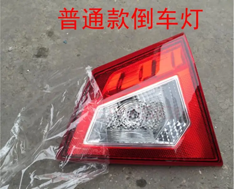 1pcs right inner 1 шт. vitara хвост светильник галогенные задний светильник s парковка хвост светильник s vitara хвост светильник Ciaz чехол для Suzuki Vitara стайлинга автомобилей - Цвет: 1pcs right inner