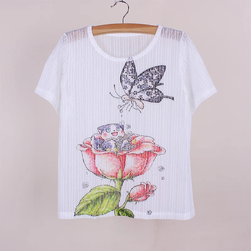 Модная женская летняя одежда с цветочным принтом и бабочками дизайнерское в