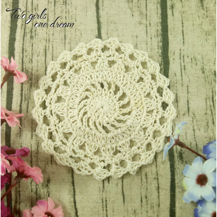 

40Pcs Round Vintage Cotton Mat Hand Crocheted Lace Doilies Flower Coasters Household Table Decorative Crafts Accessories 11CM