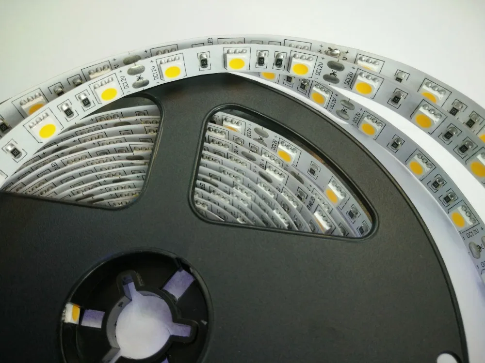 20 шт./лот яркость Epistar светодиодный чип 5050LED полоса 60 светодиодов/м 3 года гарантии