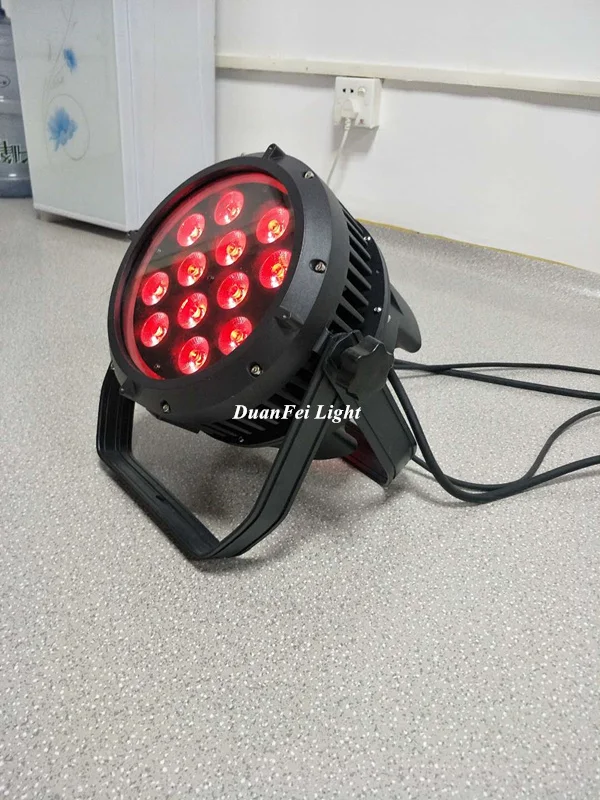 (Roadcase) 6 ламп 12x18 Вт 6в1 rgbwa + uv led par dj pro can ip65 | Лампы и освещение
