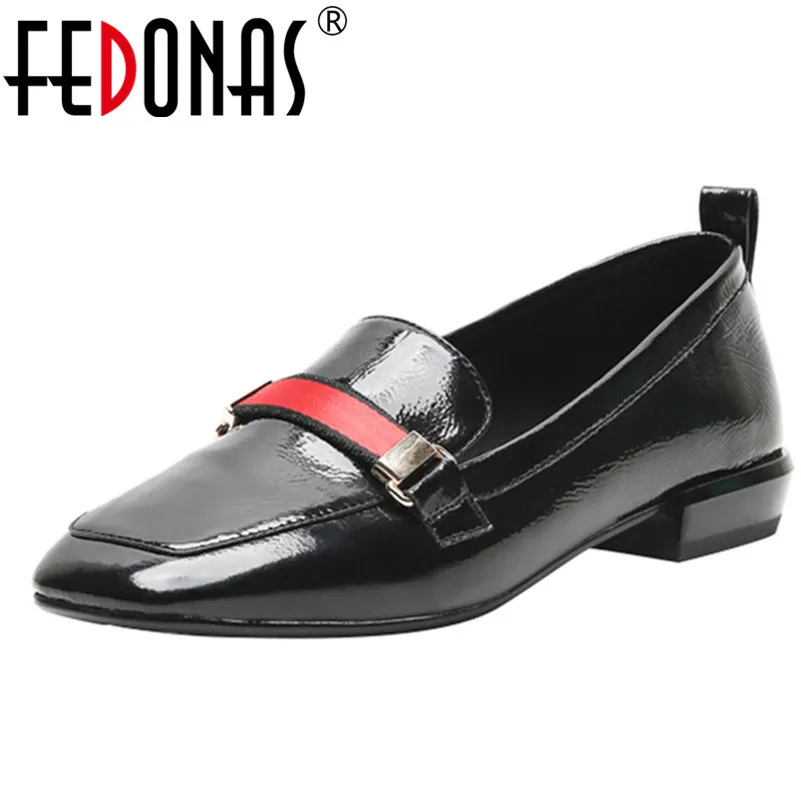 Женские туфли лодочки FEDONAS черные из натуральной кожи на высоком каблуке с