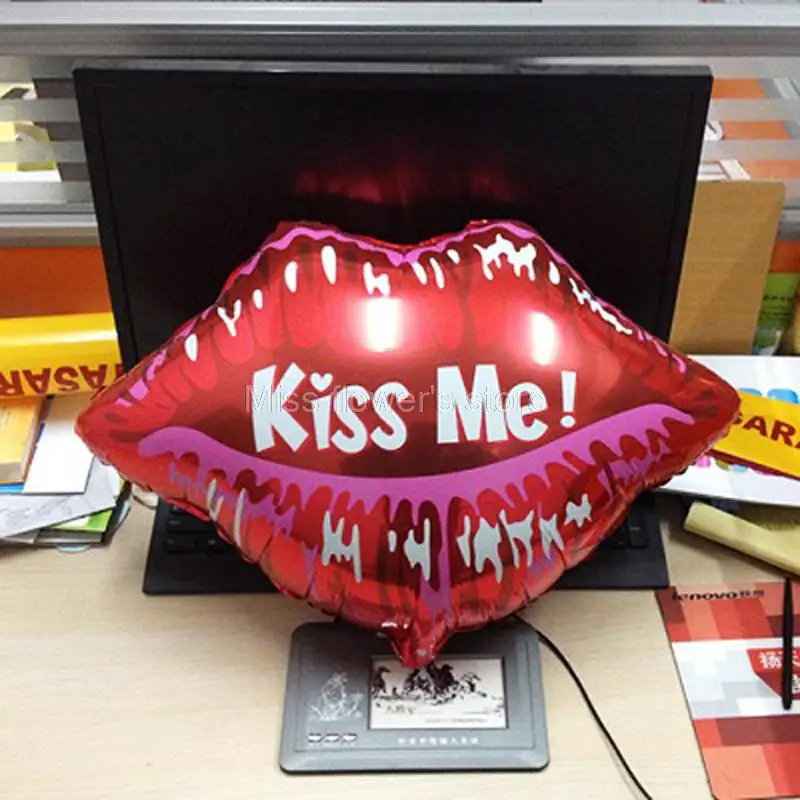 1 шт. надписью Kiss Me (Поцелуй меня) цвета в виде красных губ гелиевый воздушный шар
