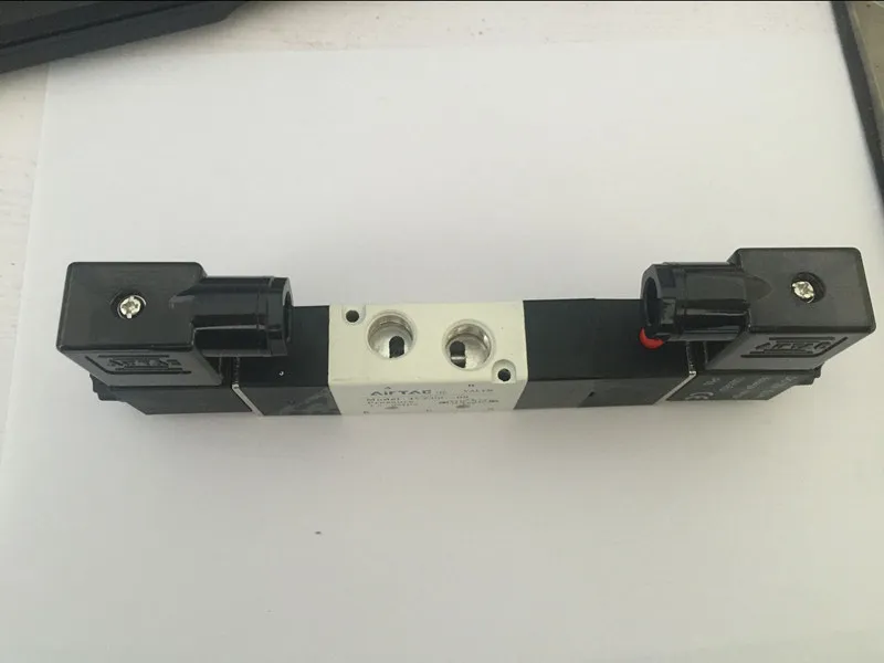1/4 ''порты 4V230C-08 DC 24V 3 положения 5 ходовой воздушный Соленоидный клапан DC12V DC24V