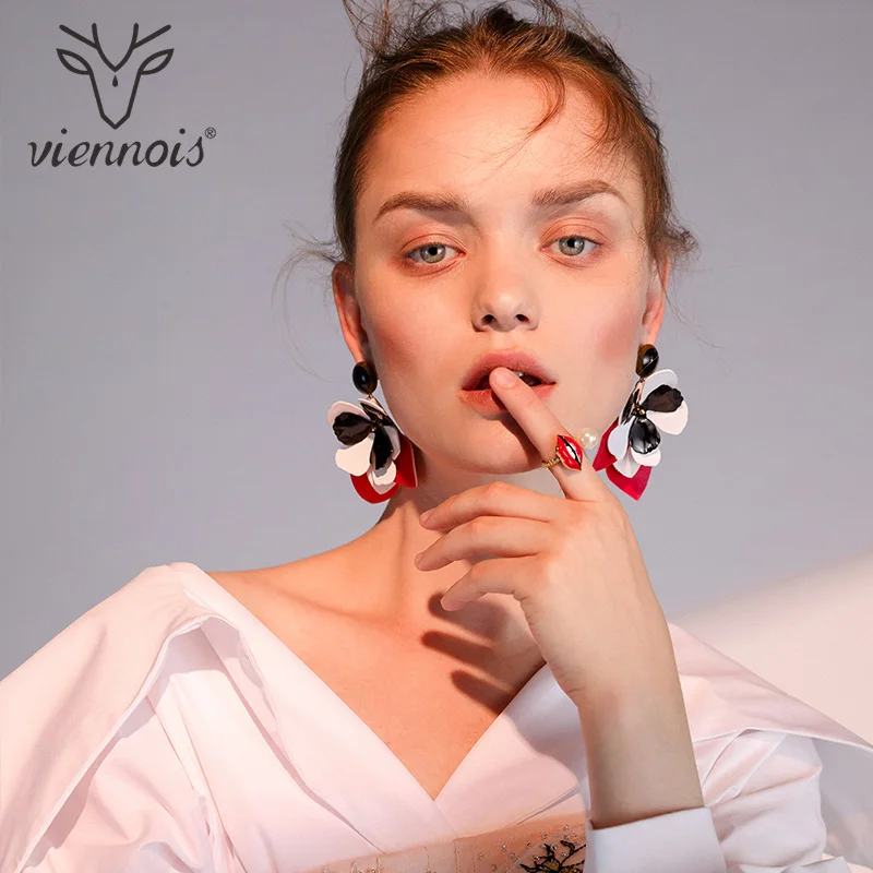 Viennois большой цветок висячие серьги для женщин красный и черный и белый Смола висящие серьги для женщин Свадебная вечеринка ювелирные изделия