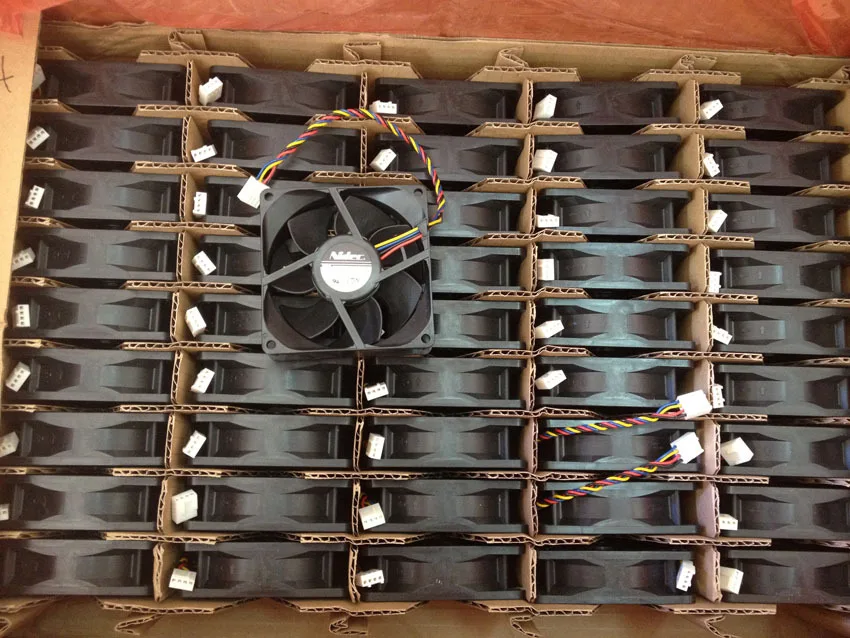 NIDEC L80T12NS1A7 57 8025 8 см 8*8*2 5 80 мм 12 В 0.38A 4pin вентилятор сервера|server fan|12v 80mm fan12v fan |