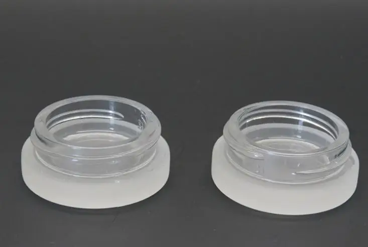 Бесплатная доставка новинка 5 мл матовая стеклянная банка с бамбуковой крышкой