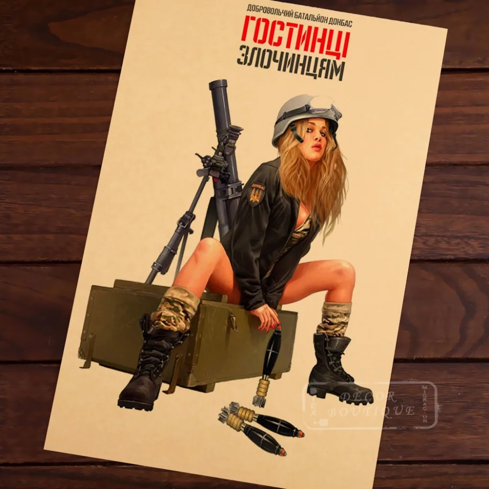 Сексуальная блондинка красота со складками шлем военная машина Винтаж ретро