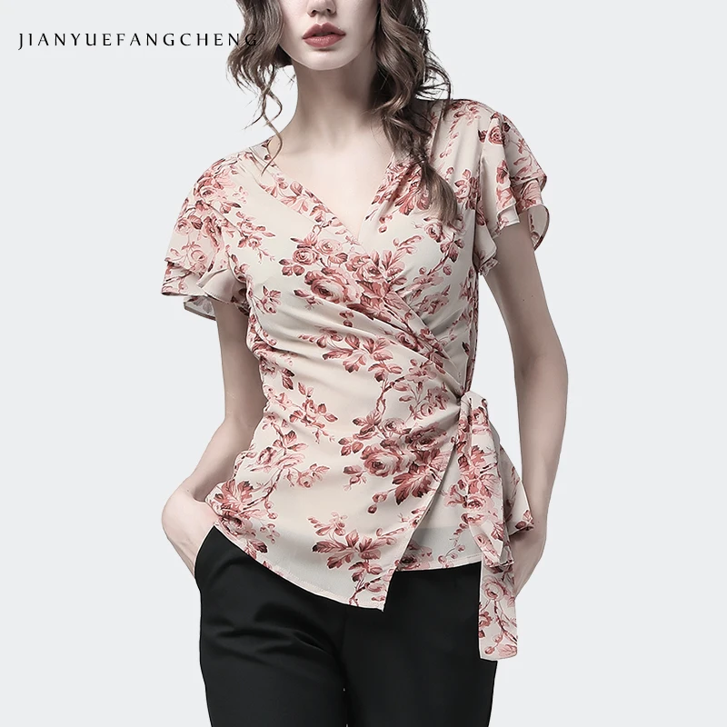 

Shirts & Blouses