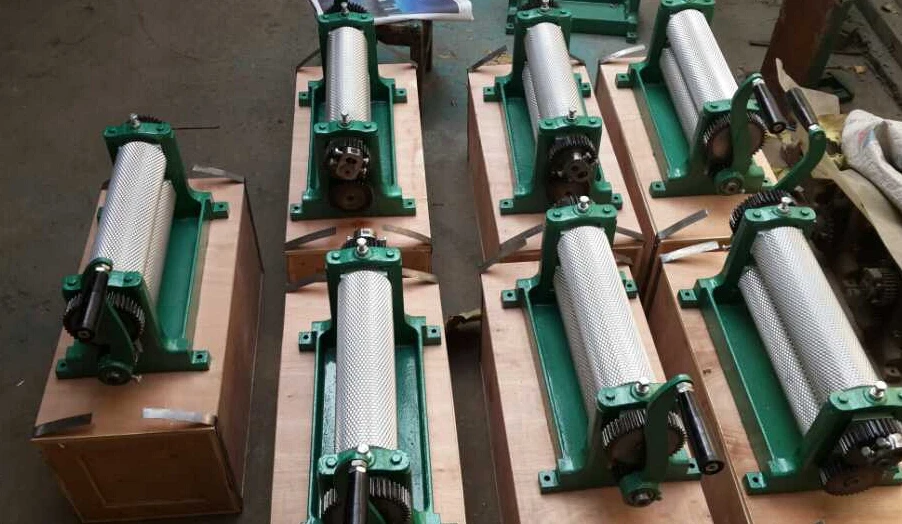 Ручная машина для нанесения расчесок из воска/машина тиснения воска 86*195 мм |