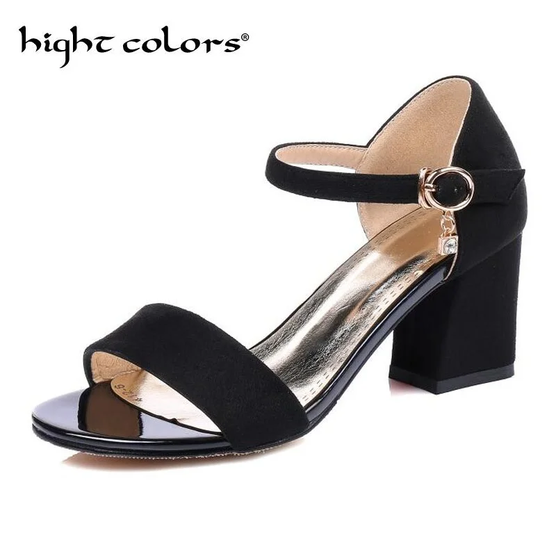 Модная обувь разных цветов женские босоножки Летняя женская с открытым носком и