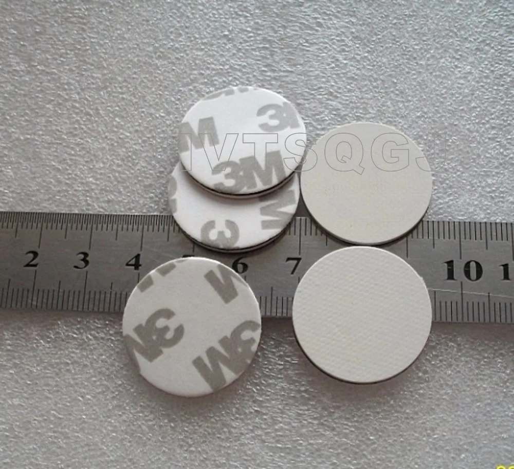 

(50 pcs/lot)NFC Round RFID Smart nfc 215 chip Tagmo Switch PVC Coin Card Label 25MM for All NFC enabled devices Without Sticker