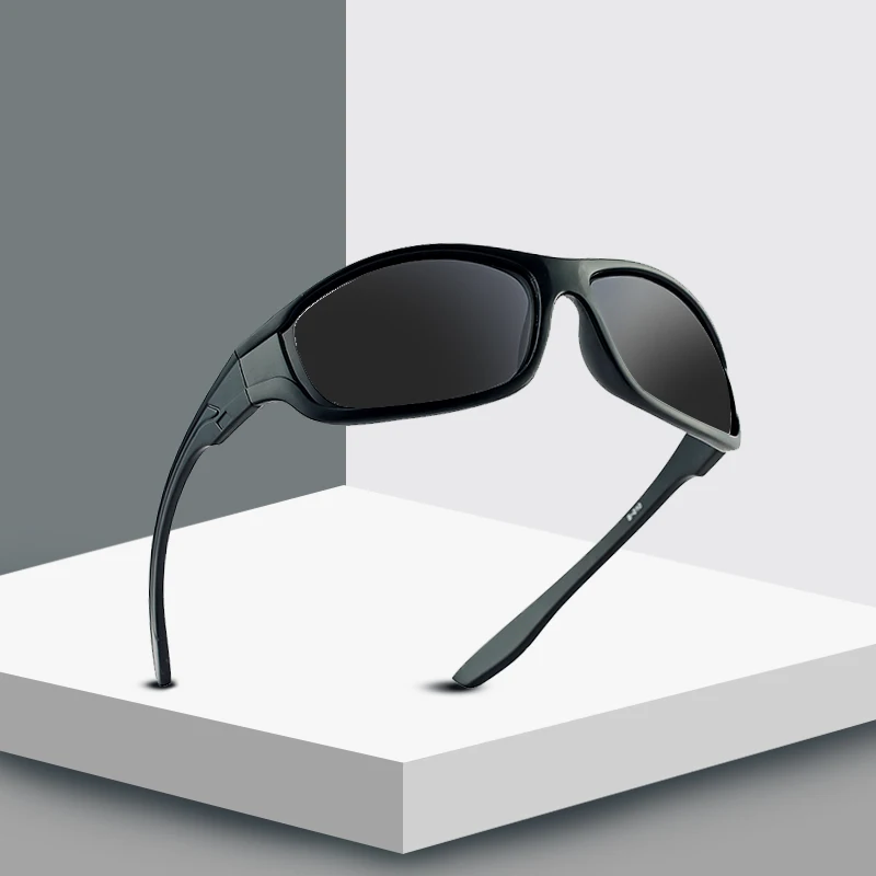 

2019 new fashion square polarized ladies sunglasses retro international brand design men's glasses UV400 driving goggles