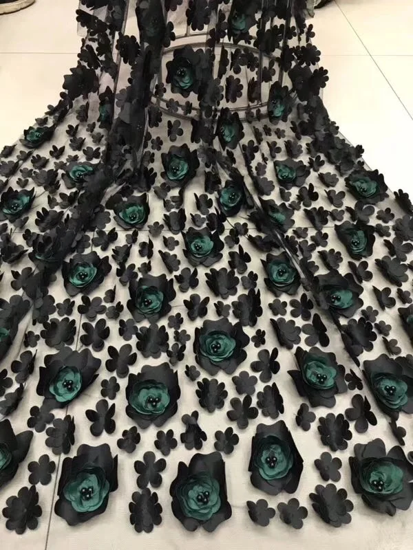 

2019 Latest Bridal Fabric African Lace Fabric Pearl High Quality 3D Flower Embroidery Nigerian Lace Fabric for Wedding FJ2247
