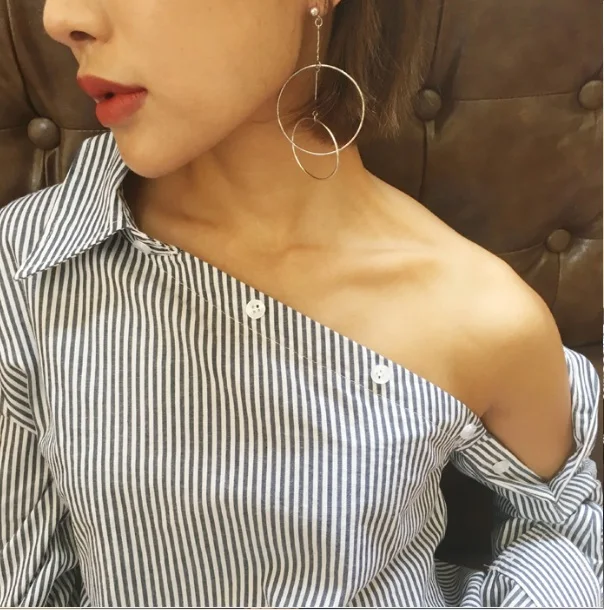 Женская винтажная блузка на одно плечо синяя с косой пряжкой без бретелек