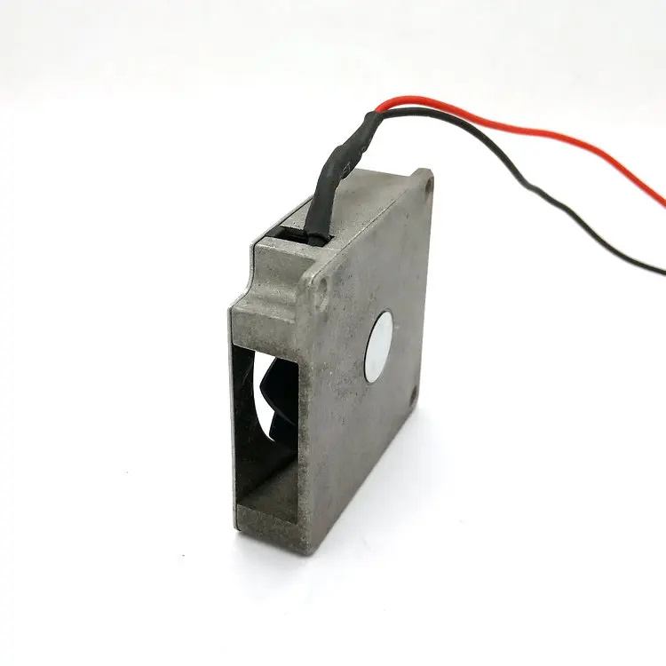 B3510X05B DC5V 0.15A 35x35x10 мм 3,5 см вентилятор охлаждения
