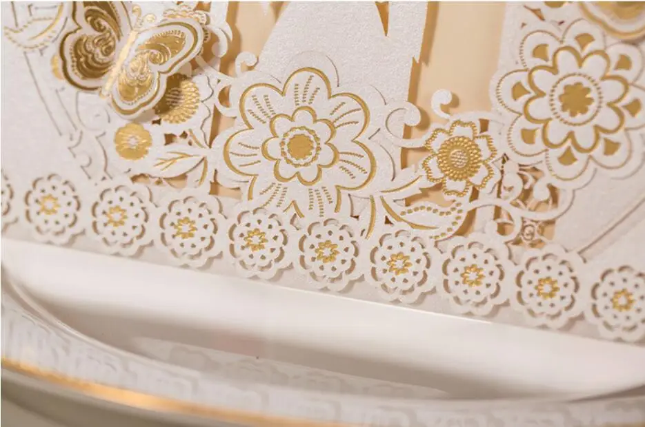 Customized White&ampGold Laser Cut Floral Wedding Party Invitation Card Bride &ampGroom Marriage Invitations 100PCS Express Shipping | Дом и