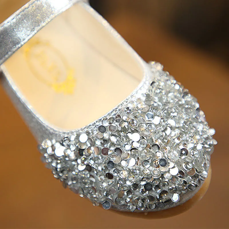 Scsech/сандалии для девочек Новинка корейская детская обувь принцессы с блестками