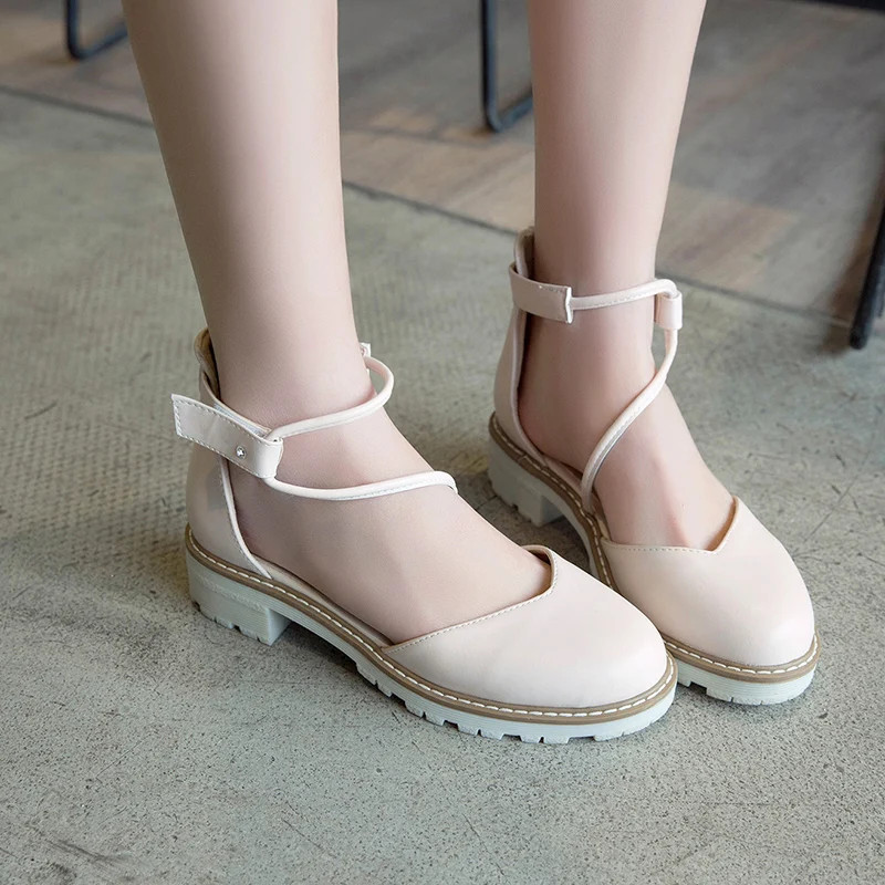 Сандалии женские с закрытым носком туфли на плоской подошве ремешком щиколотке