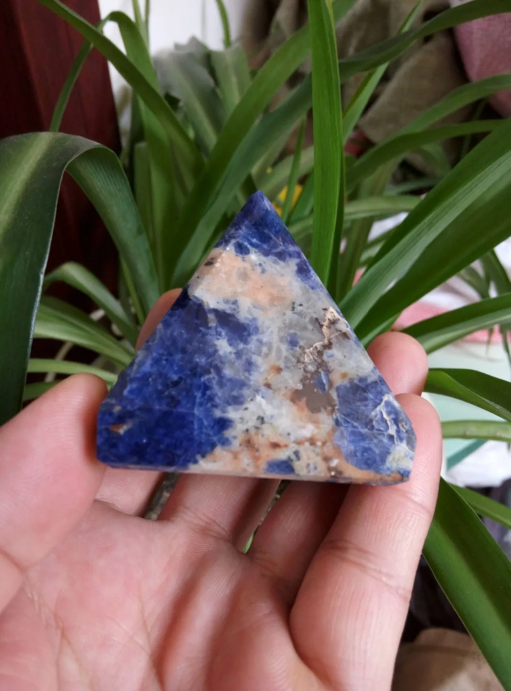 2 &quotГолубой содалитовый камень целительная Пирамида генератор энергии Рейки