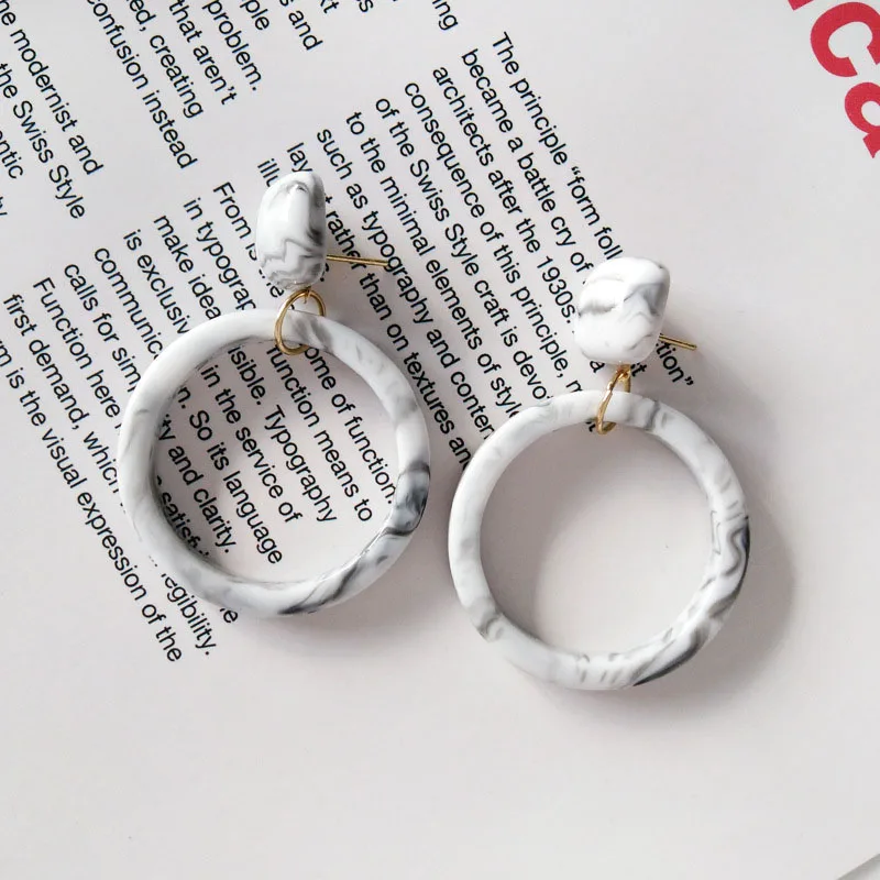 muticolored Geometry Hollowed out Circle Clip Earrings Without Piercing Women Big Round Resin Clip on Earring No Pierced Hole - Окраска металла: grey stud pierced