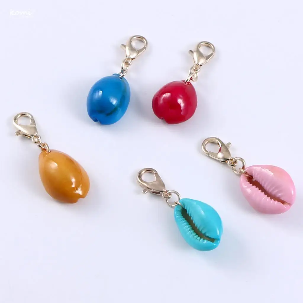 Коми Key Holder для женщин кошка буквы Coloful в виде ракушки брелок-Шарм сумка кулон золотистый сплав брелок для подарков B30309-15 - Цвет: red shell 1PC