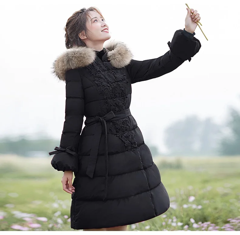 Новый 2022 пальто на осень и зиму для женщин темперамент вышивка длинный плащ